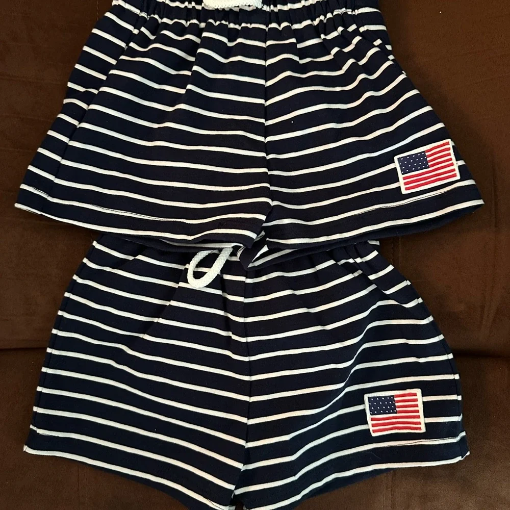 2 pair Shorts